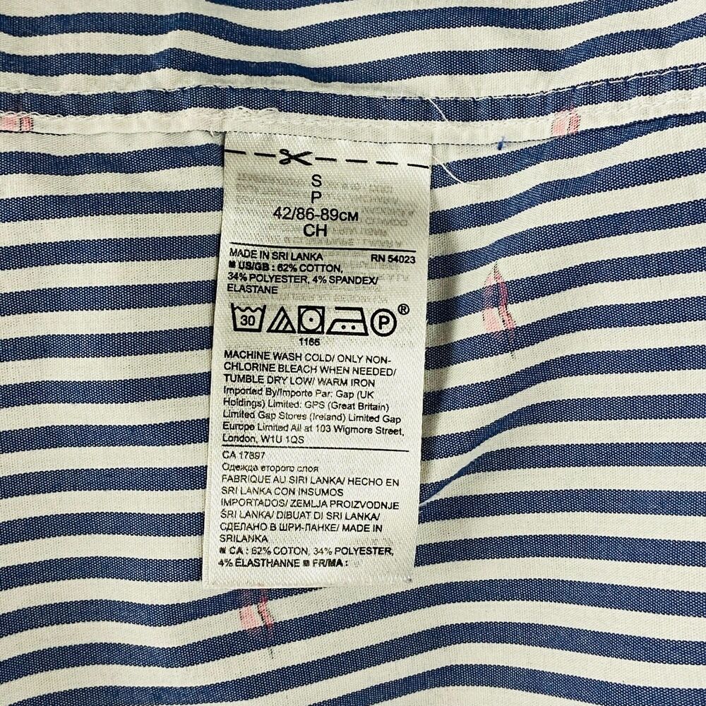 Banana Republic S Shirt Blue White Striped Quinn Boy Button Up Lip Novelty AS7 - Picture 4 of 5